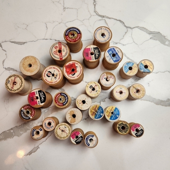 VINTAGE Wooden Spools - Picture 4 of 8